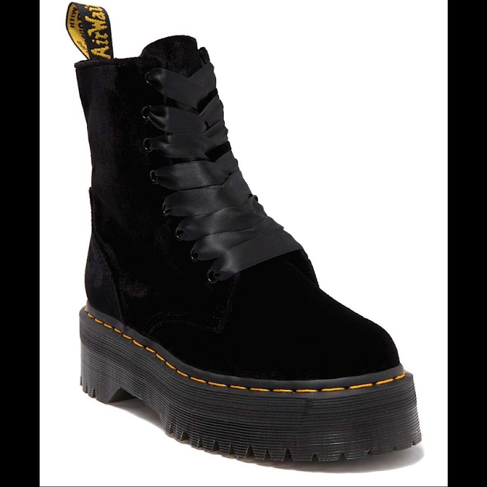 Dr. Martens Jadon Velvet Platform Boot *RARE* NWOB